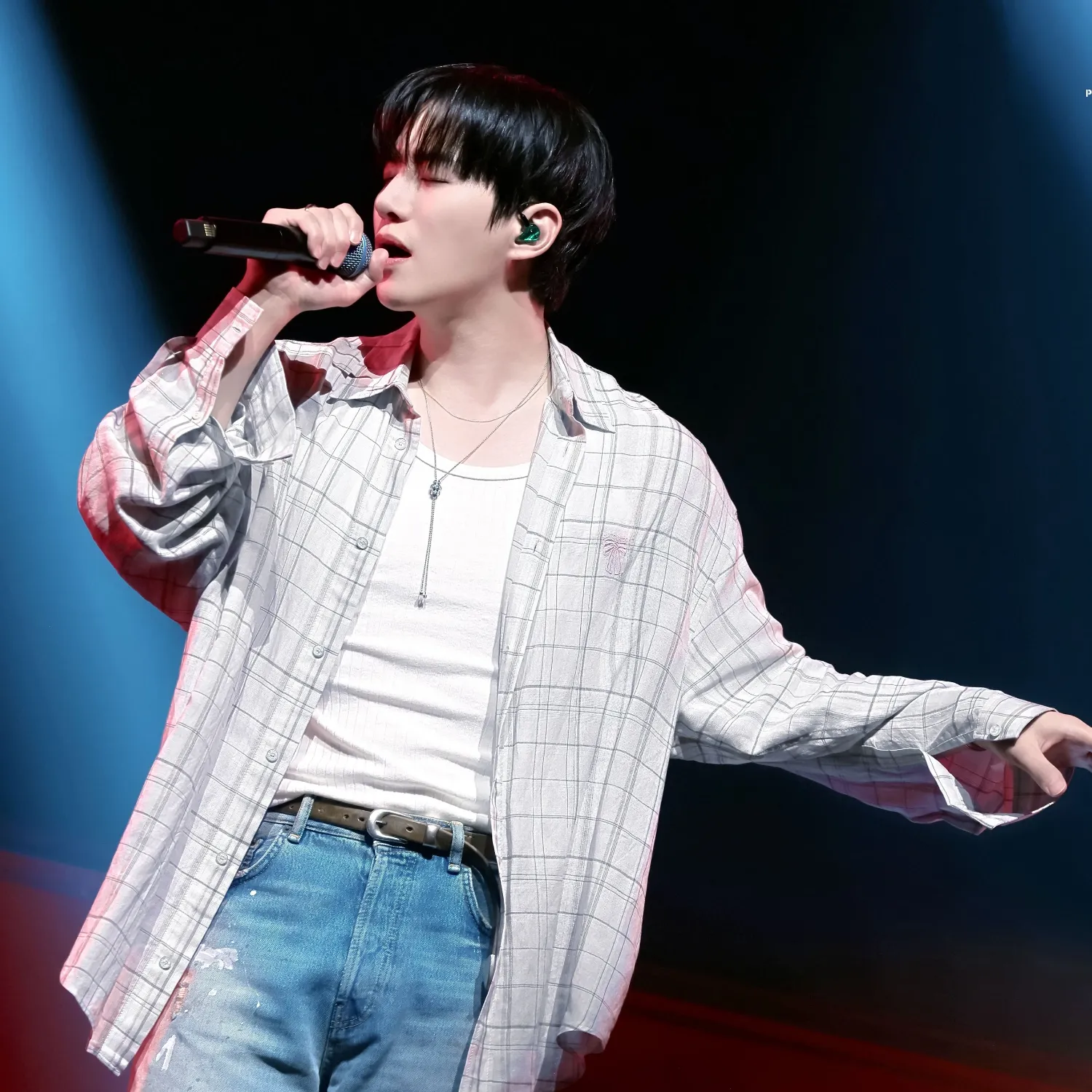 Cuplikan di balik layar dari Lee Junho