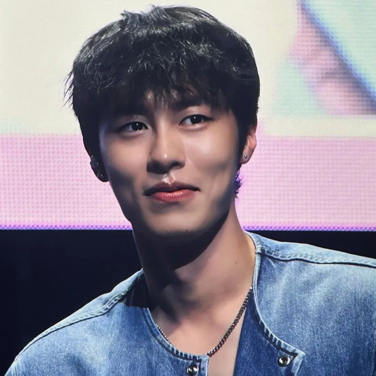 Recent activity shot of Lee Jaewook