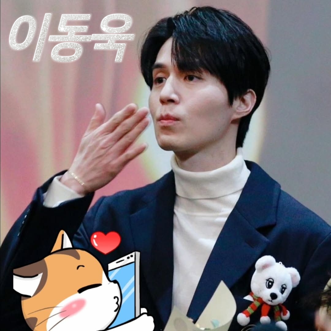 Hottest celeb community feed today