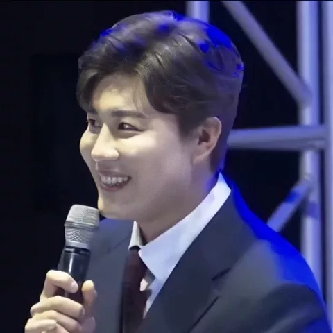 A moment captured by a fan of Jin Haesung