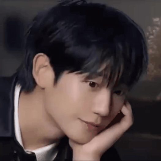 Behind-the-scenes cut of Jung Haein