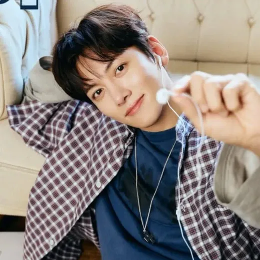 Latest photo of Ji Changwook