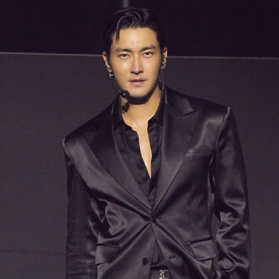 Behind-the-scenes cut of Choi Siwon