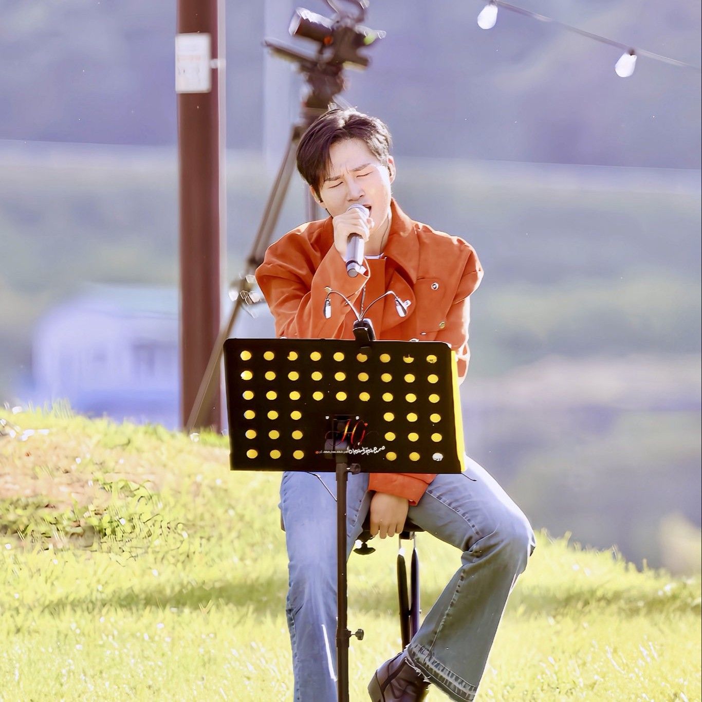 Cuplikan di balik layar dari Kim Heejae