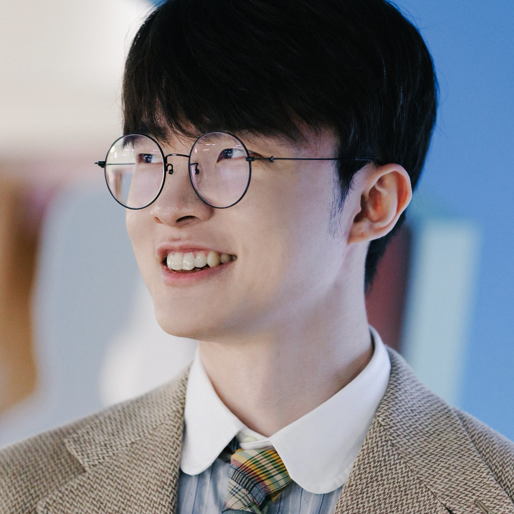 Behind-the-scenes cut of Faker