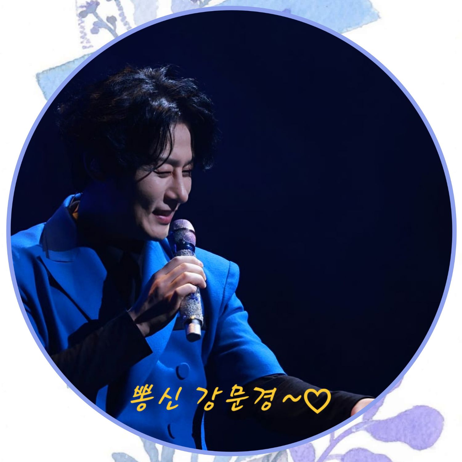 Behind-the-scenes cut of Kang Moonkyung