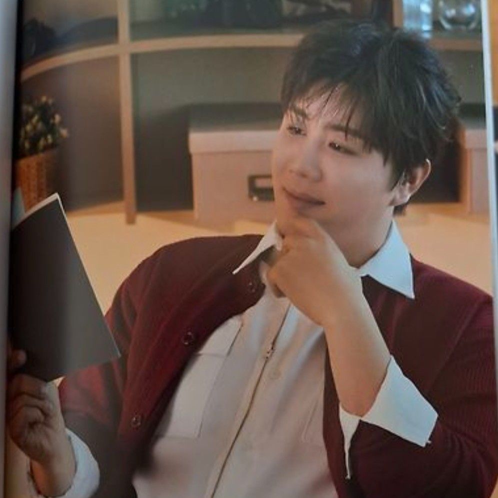 Behind-the-scenes cut of Jin Haesung