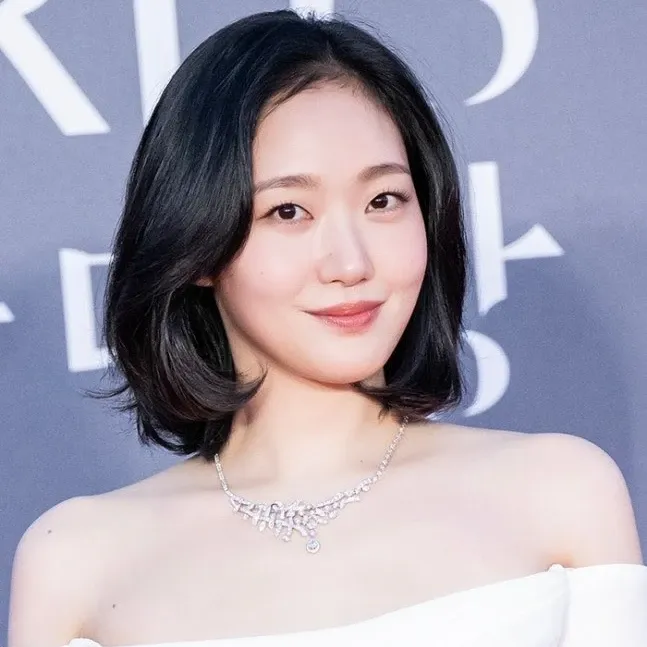 김고은 최근 활동샷