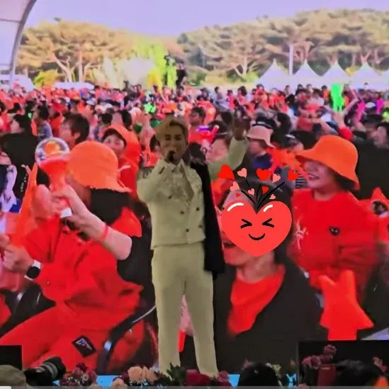 김희재 최근 활동샷