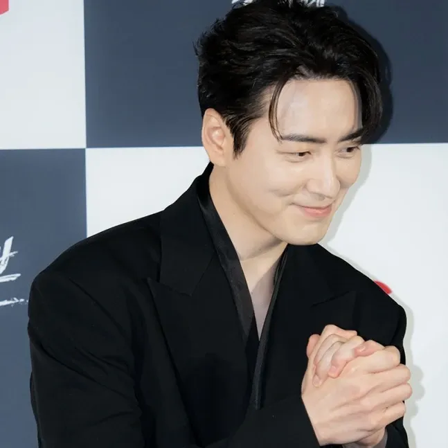 Latest photo of Lee Joonhyuk