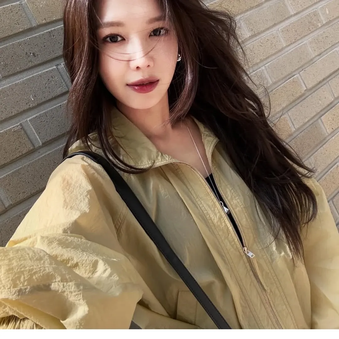 A moment captured by a fan of Sooyoung
