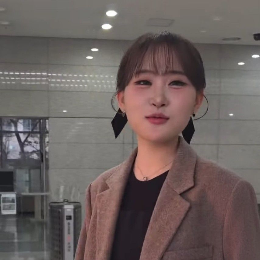 Cuplikan di balik layar dari Kim Dahyun