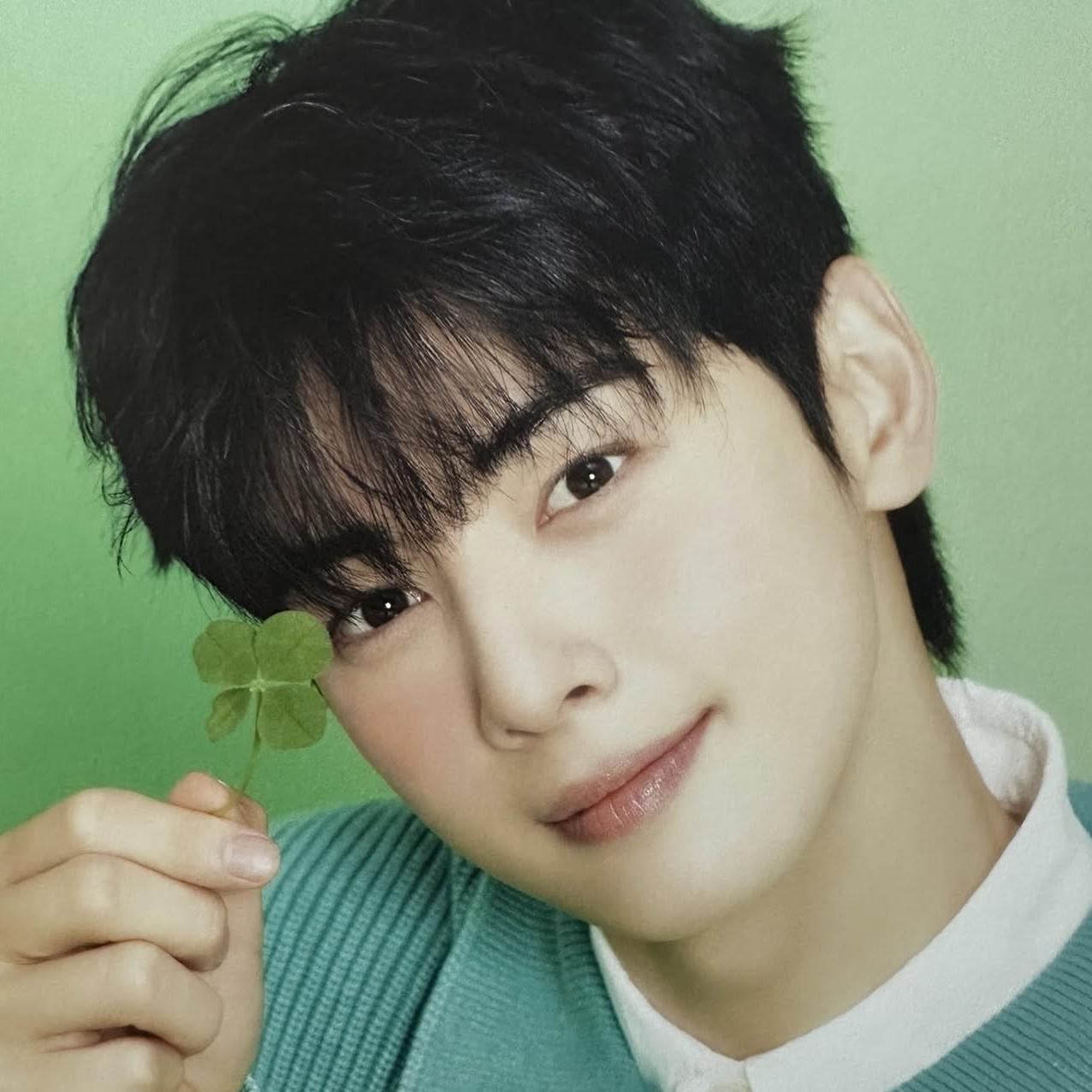 A moment captured by a fan of Cha Eunwoo