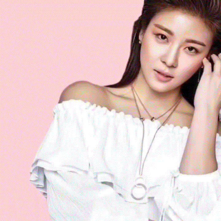 Latest photo of Ha Jiwon