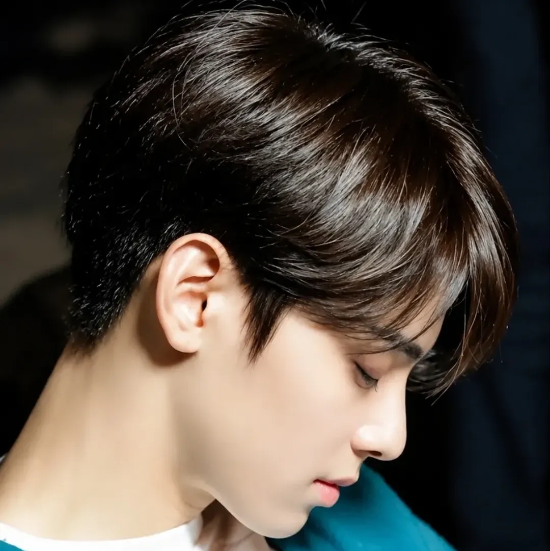 Latest photo of Cha Eunwoo