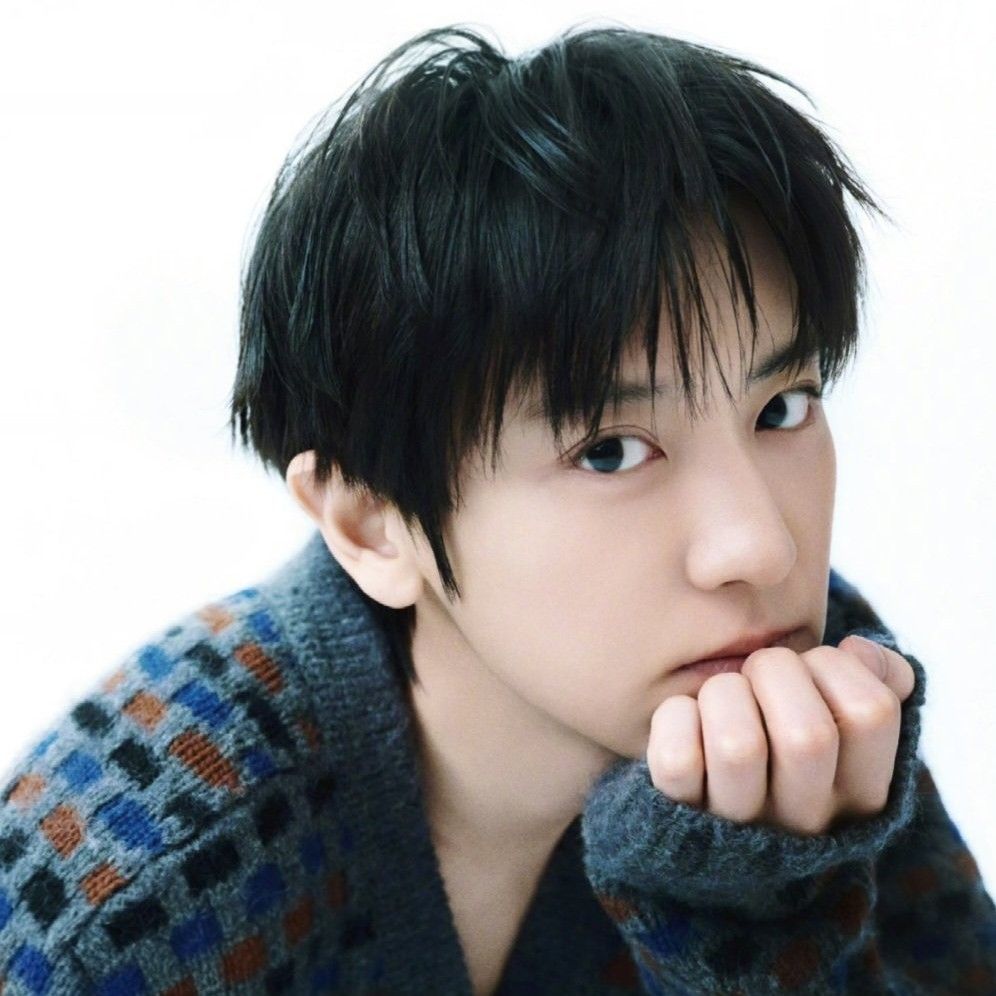 Behind-the-scenes cut of Chanyeol