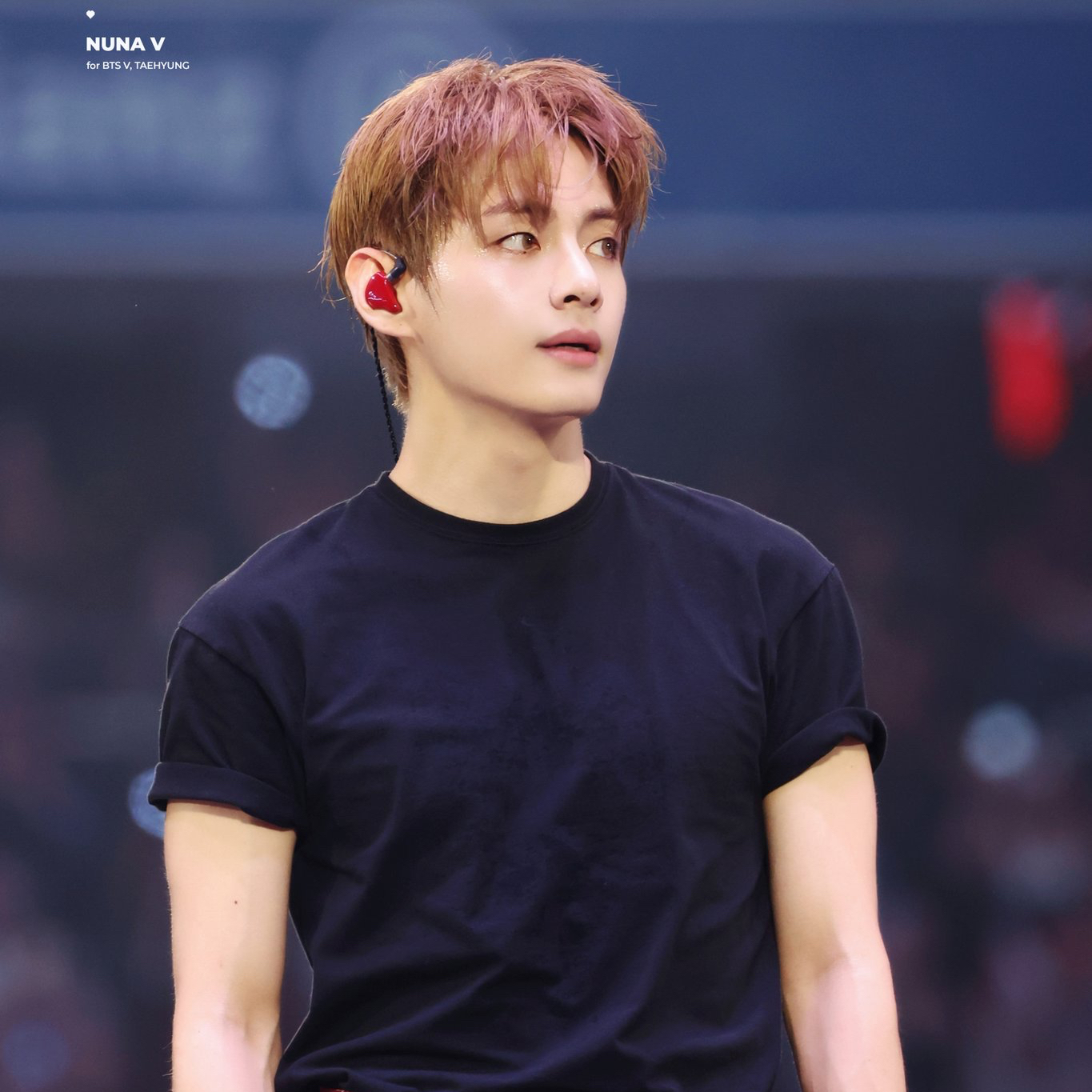 Recent activity shot of Kim Taehyung (V)