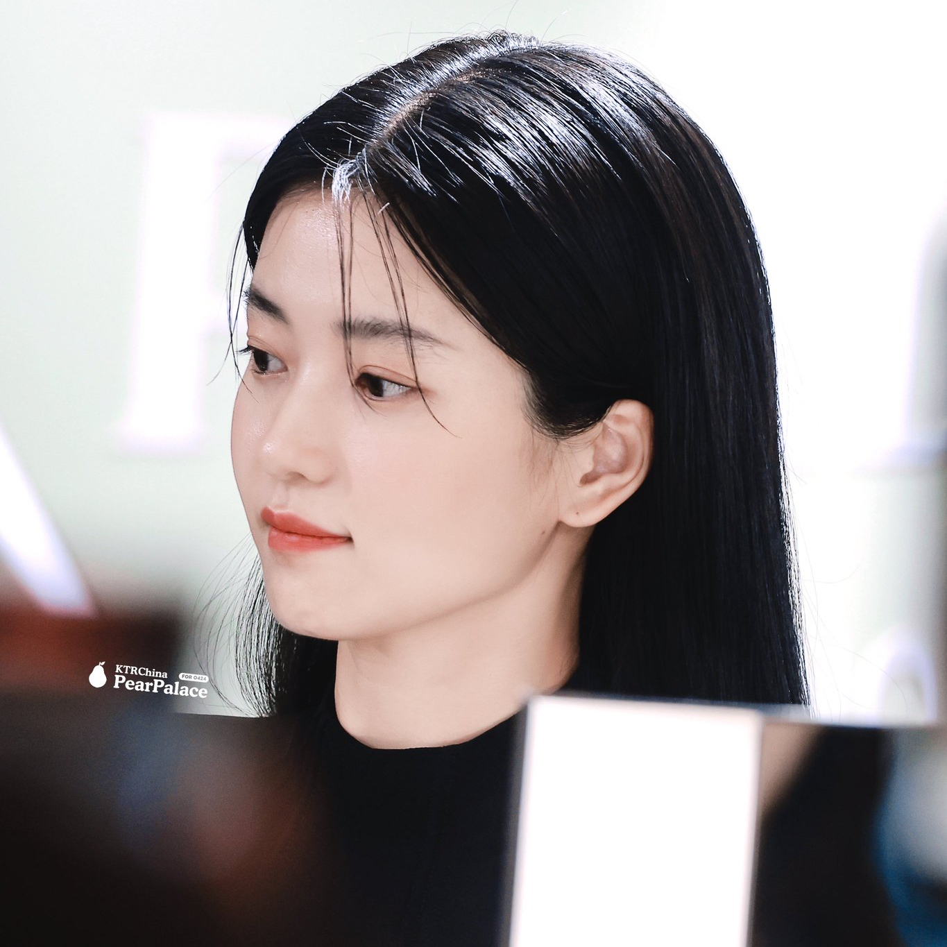 Behind-the-scenes cut of Kim Taeri