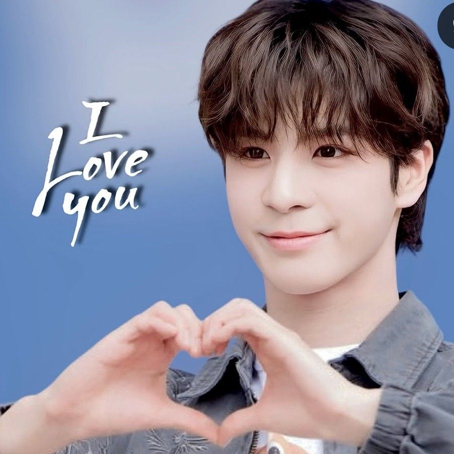 A moment captured by a fan of Jeong Dongwon