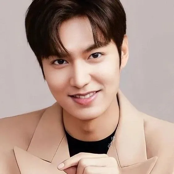 Behind-the-scenes cut of Lee Minho