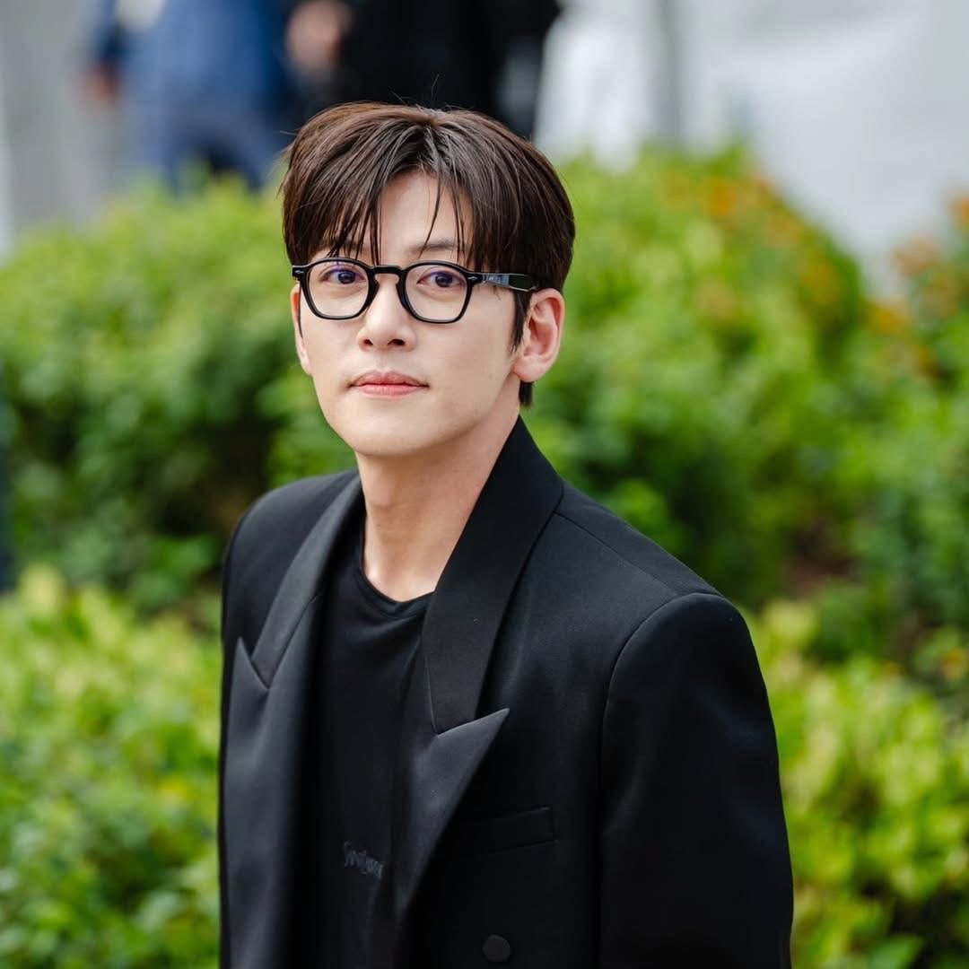 Latest photo of Ji Changwook