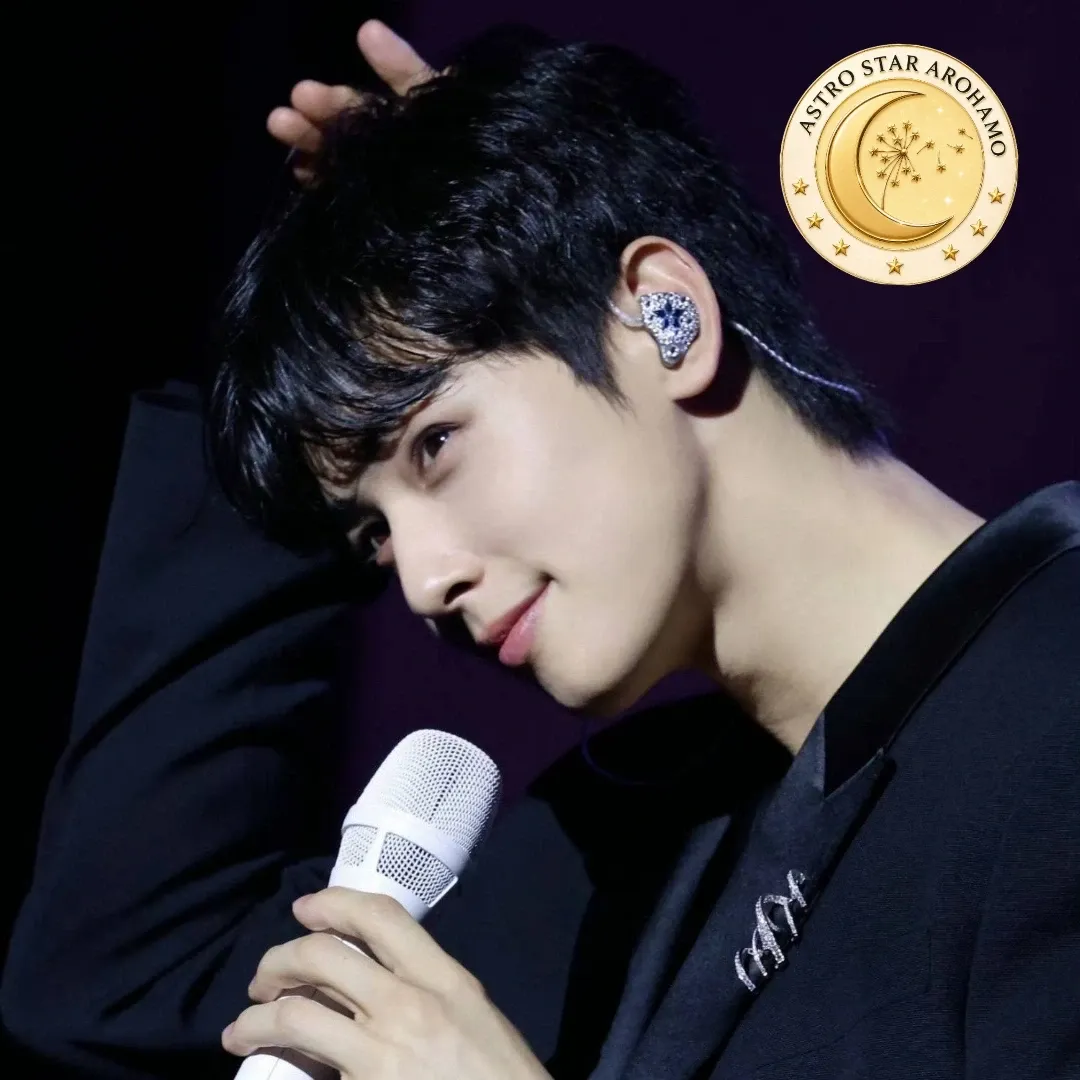 Recent activity shot of Cha Eunwoo