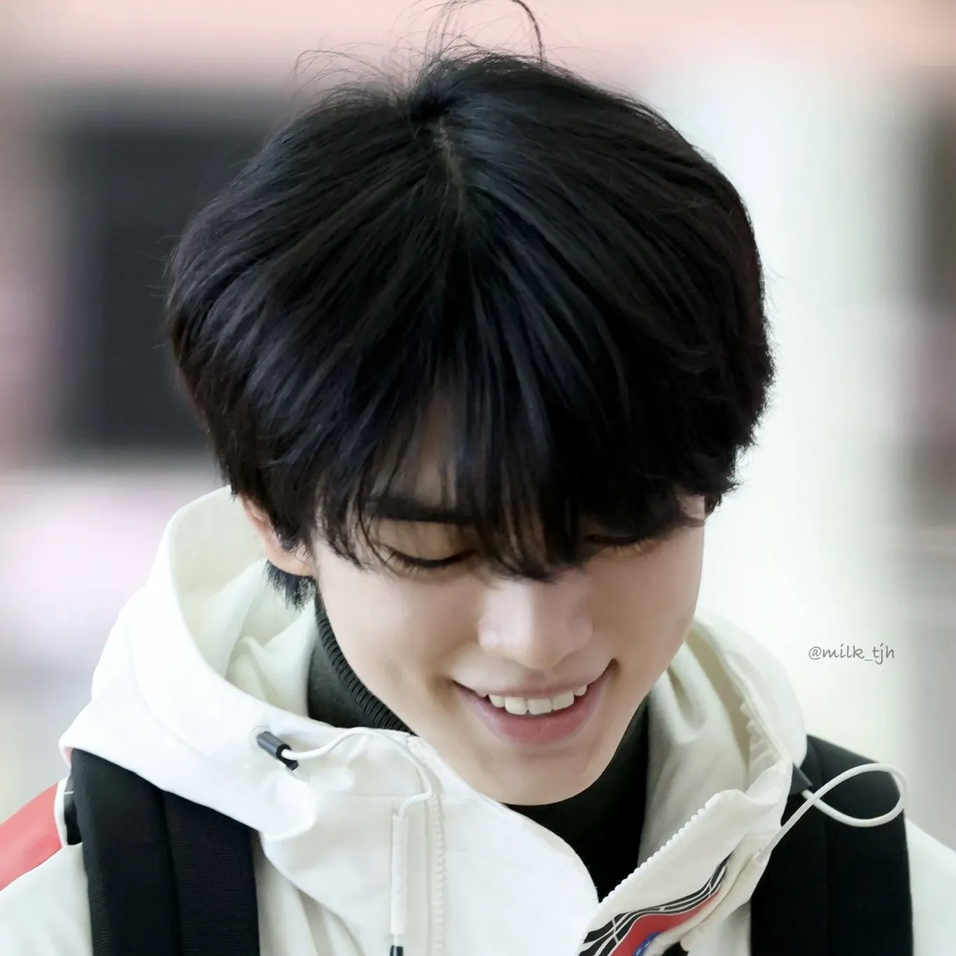 A moment captured by a fan of Cha Junhwan