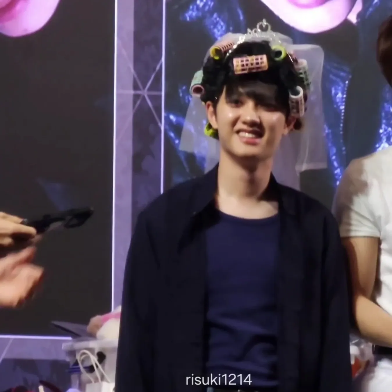 Cuplikan di balik layar dari Doh Kyungsoo (D.O.)