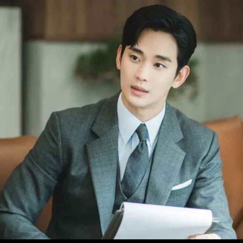 Recent activity shot of Kim Soohyun