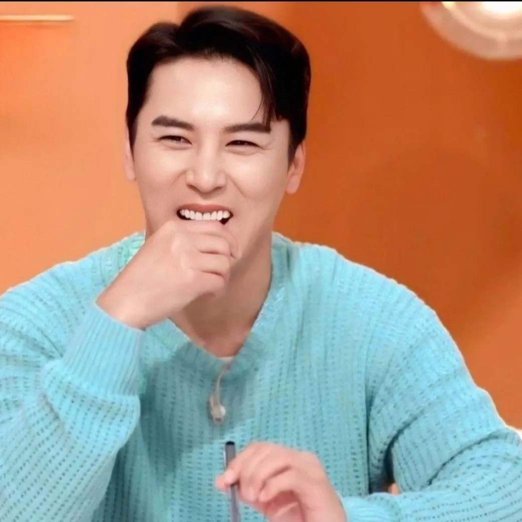 Foto kegiatan terbaru dari Jang Minho