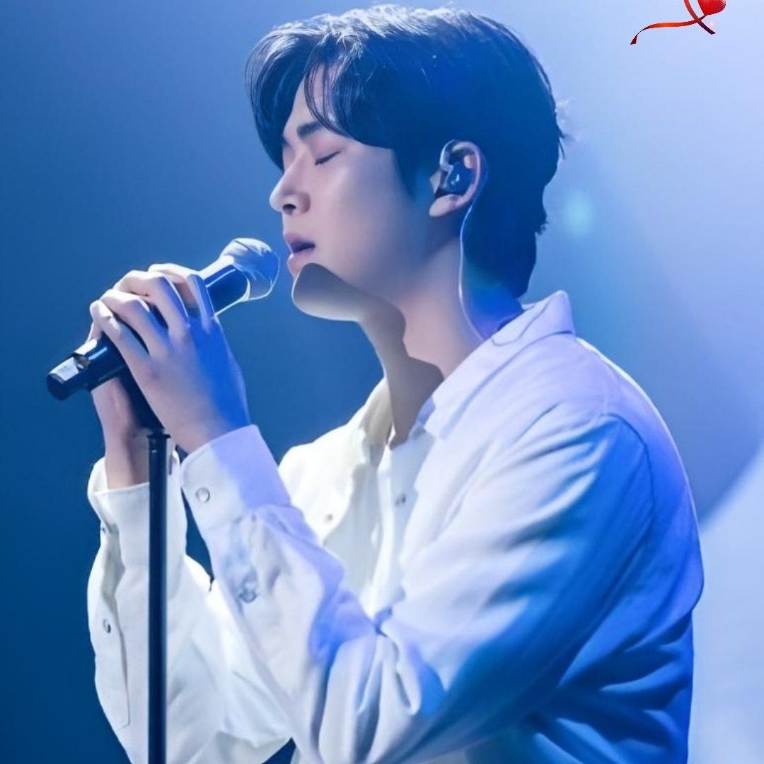 粉丝拍下的路云瞬间