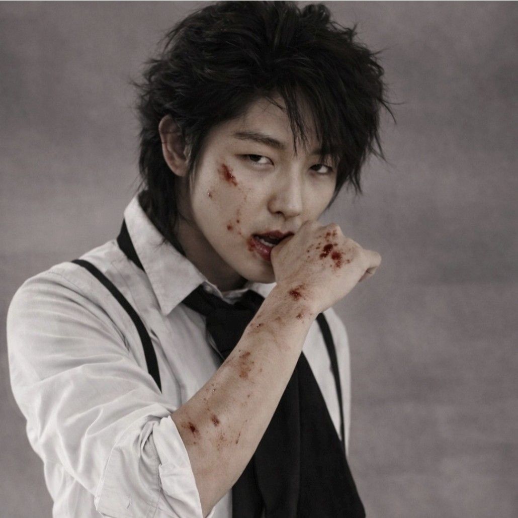 李準基的最新照片