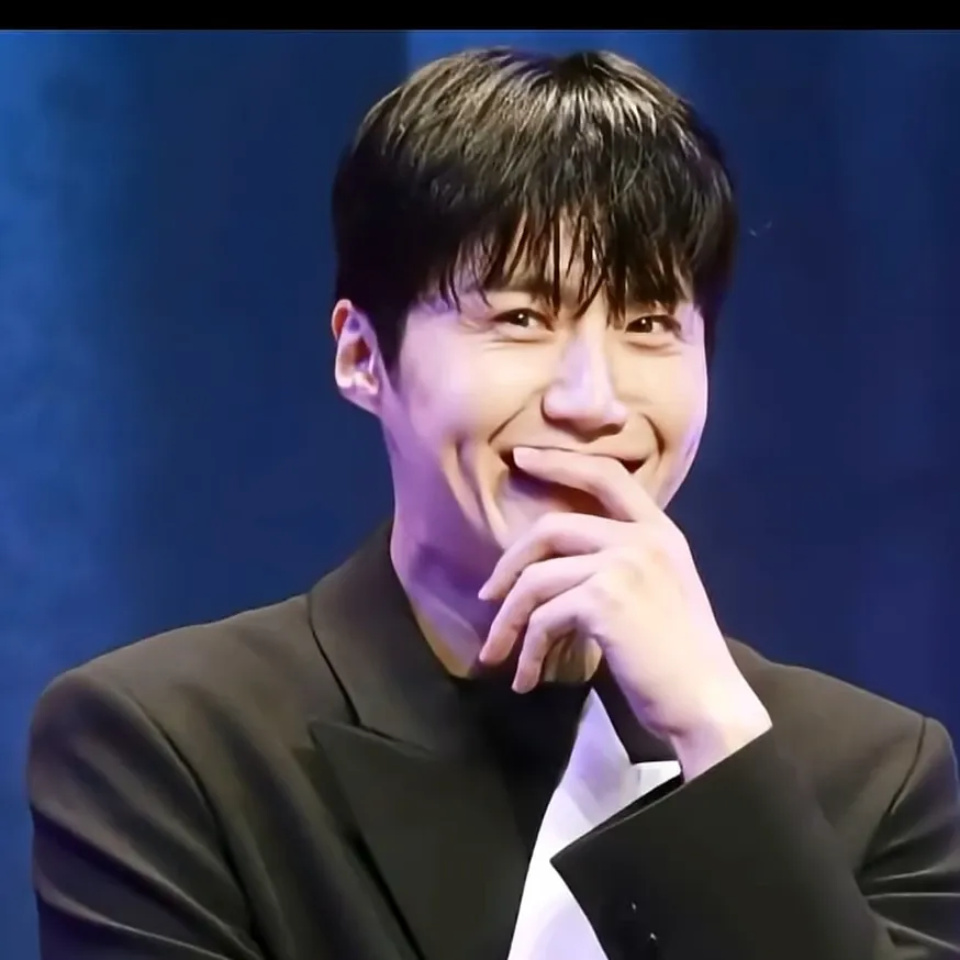 Cuplikan di balik layar dari Kim Seonho