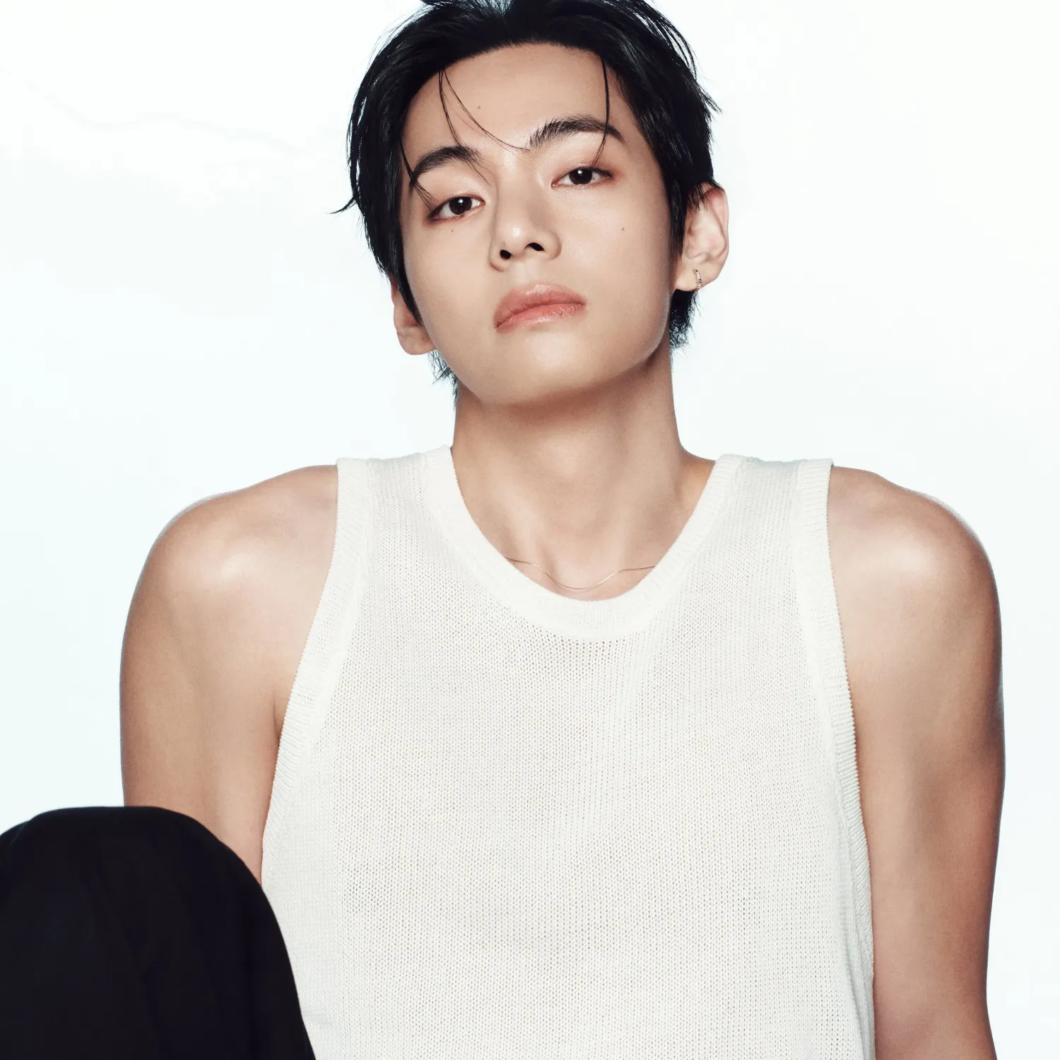 Recent activity shot of Kim Taehyung (V)