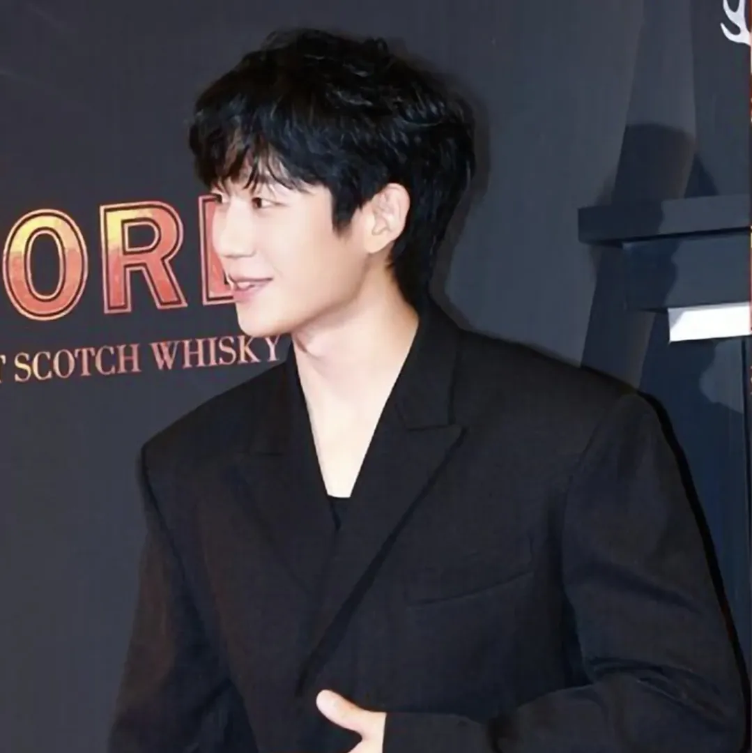 粉絲拍下的丁海寅瞬間