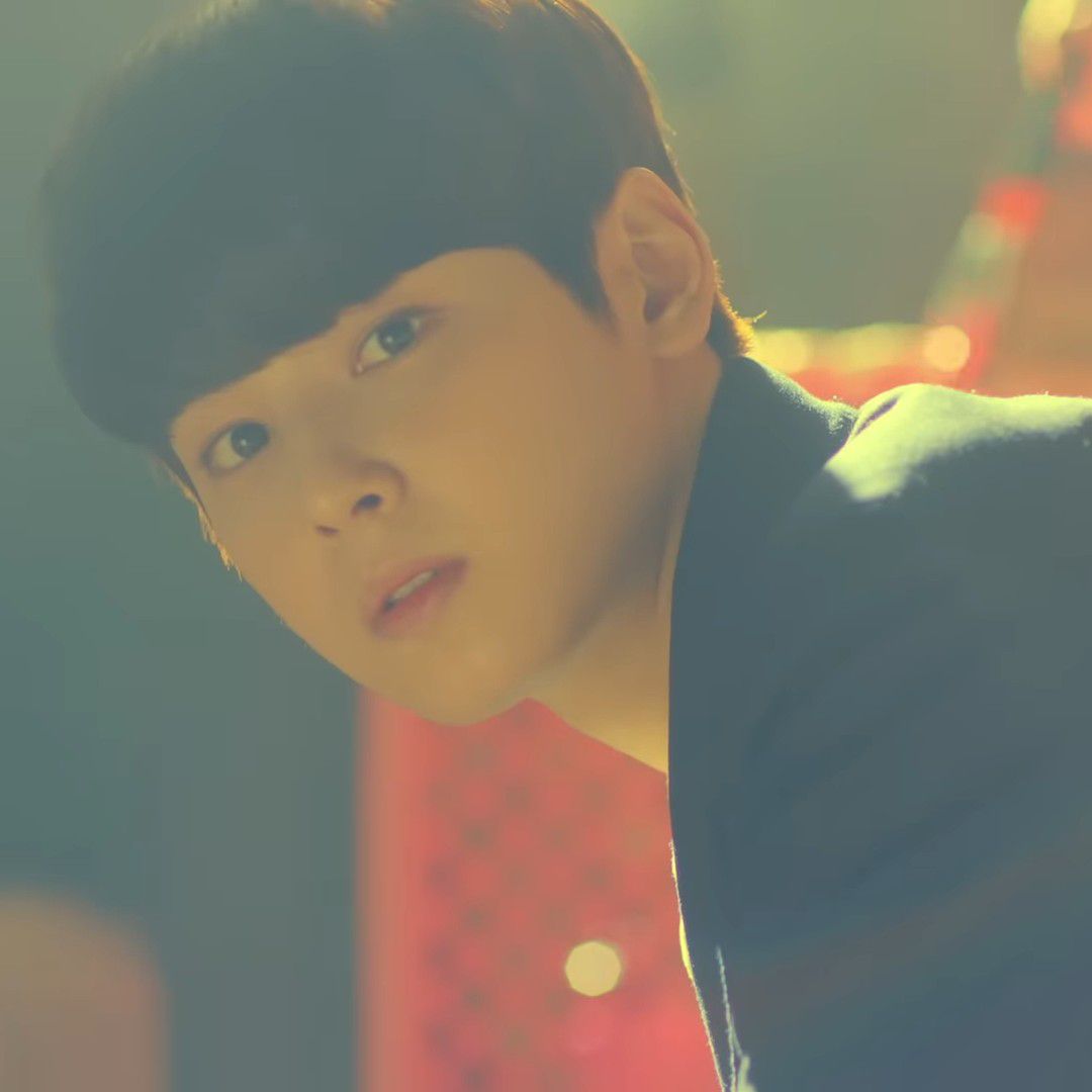 Foto terbaru dari Cha Eunwoo