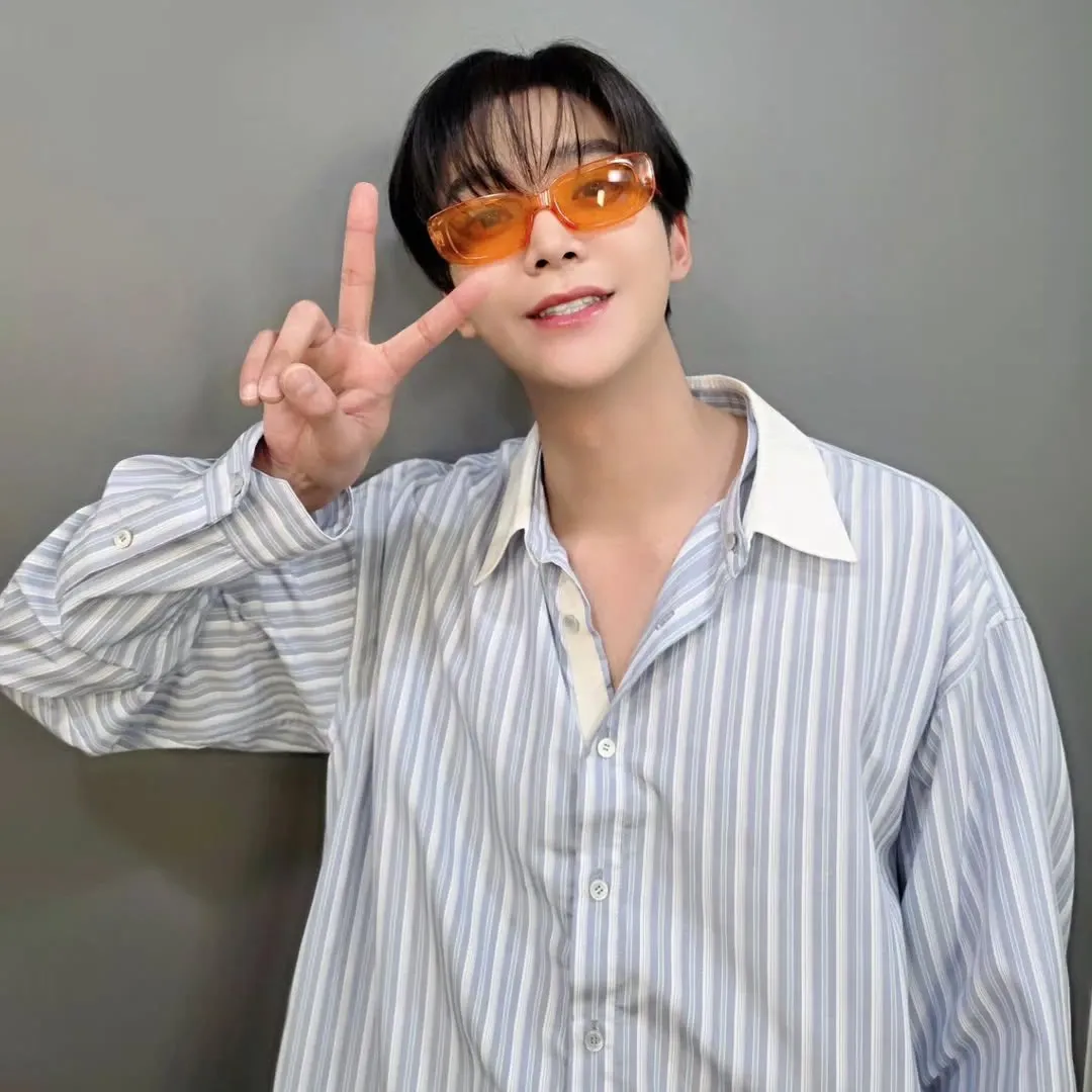 Foto kegiatan terbaru dari Rowoon