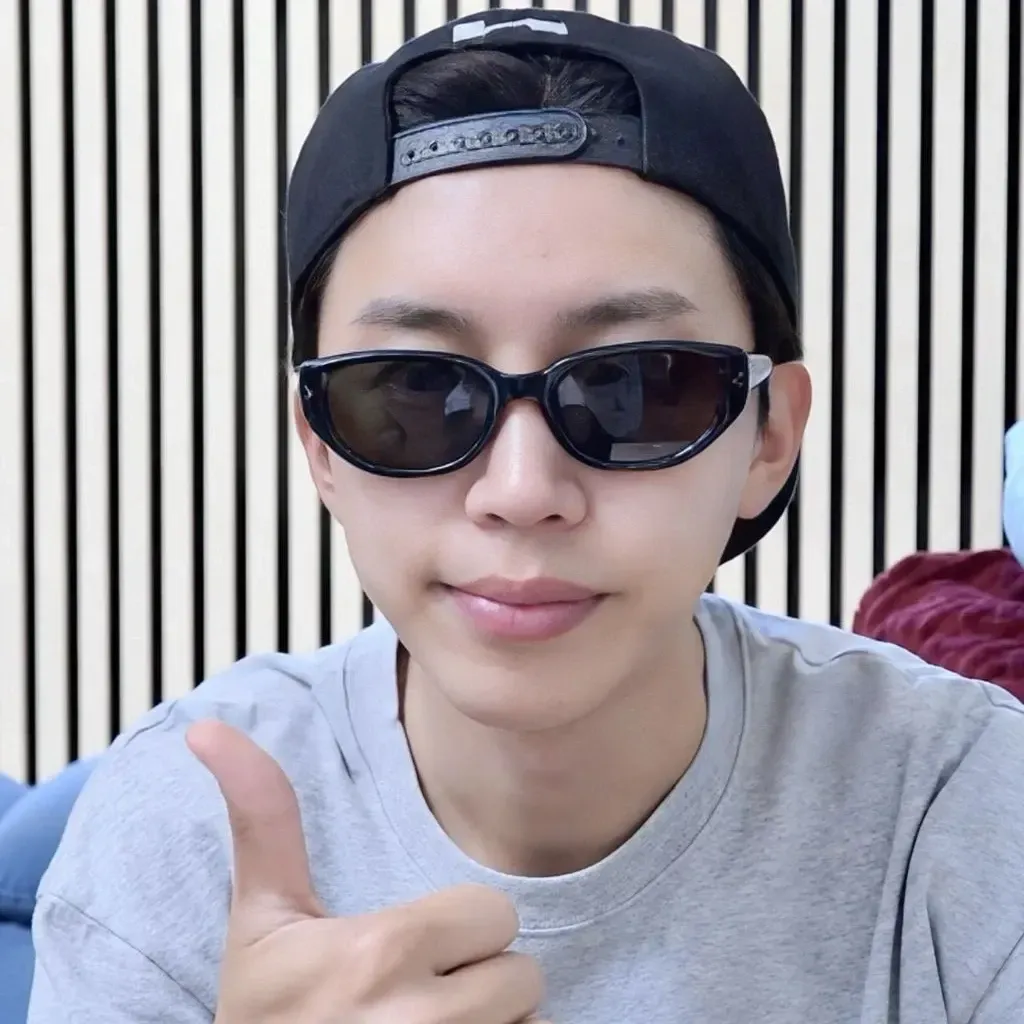 Cuplikan di balik layar dari Lim Youngwoong