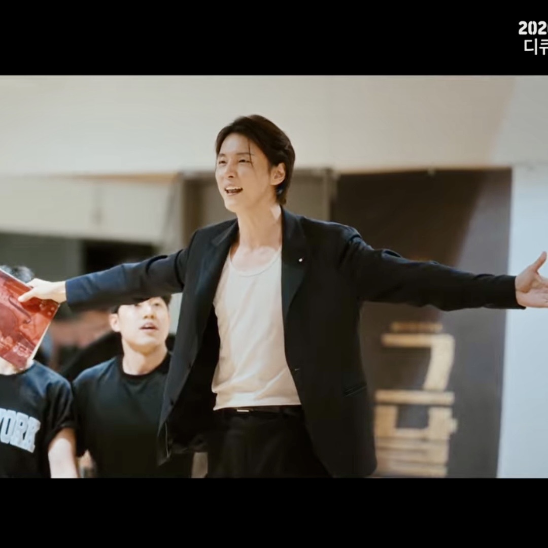A moment captured by a fan of Yoon Shiyoon