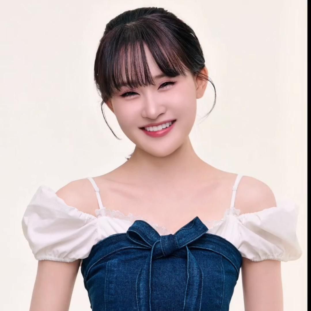 キム・ダヒョンの最近の活動ショット