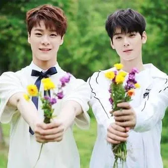 Latest photo of Cha Eunwoo