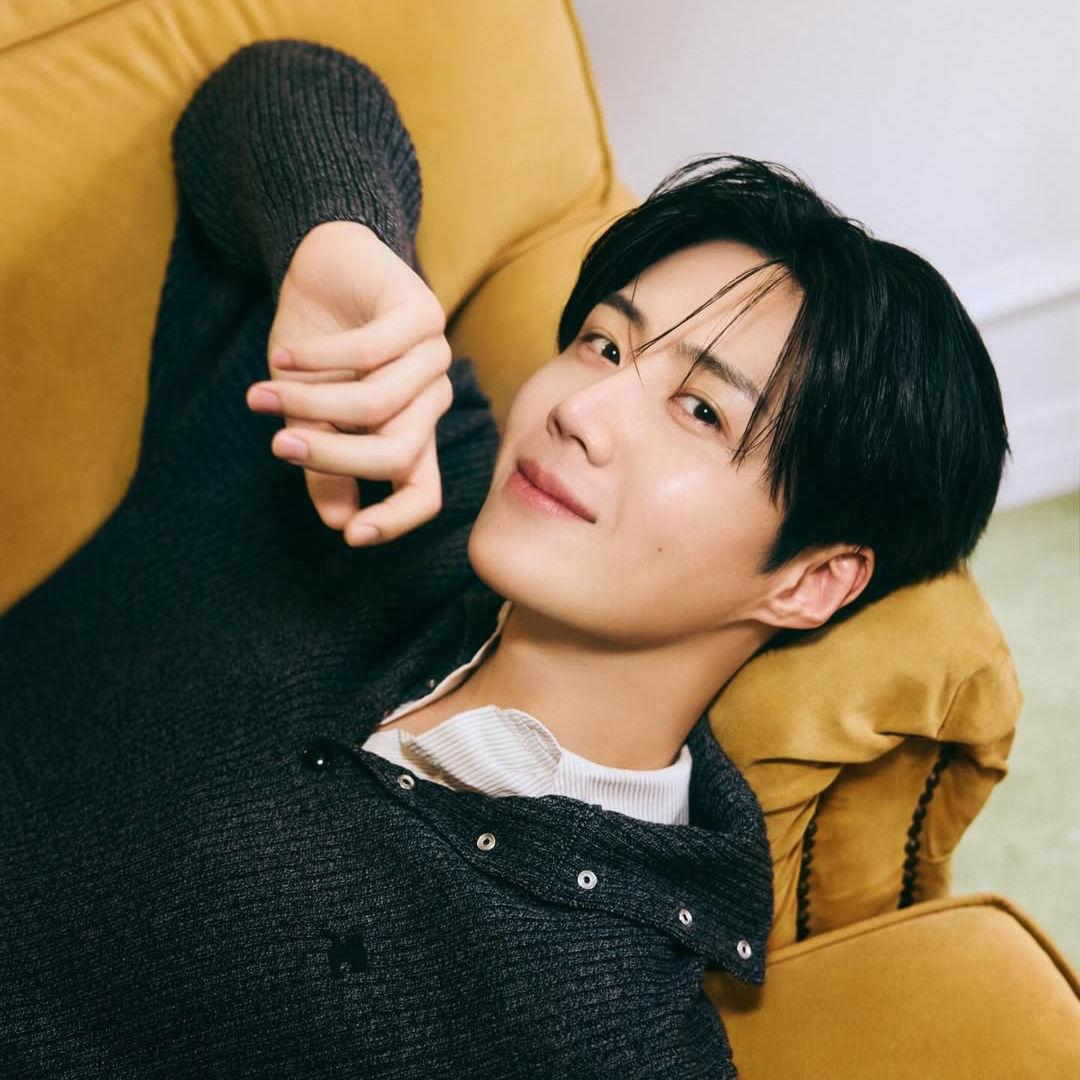 粉丝拍下的金宣虎瞬间