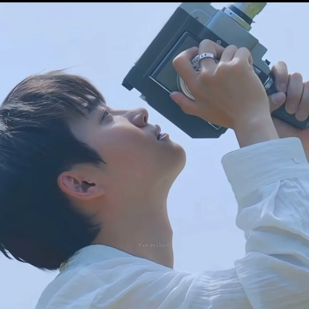 A moment captured by a fan of Doh Kyungsoo (D.O.)