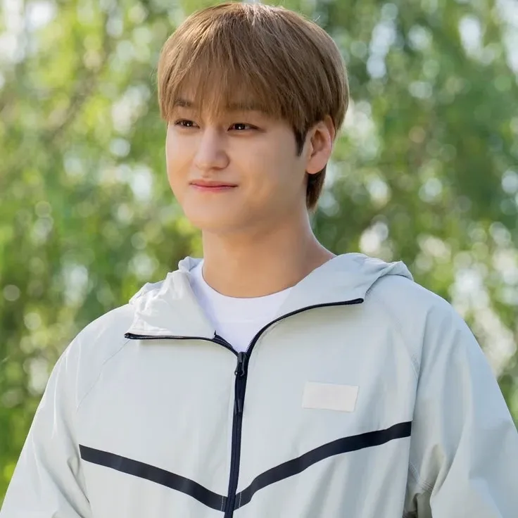 Recent activity shot of Kim Bum