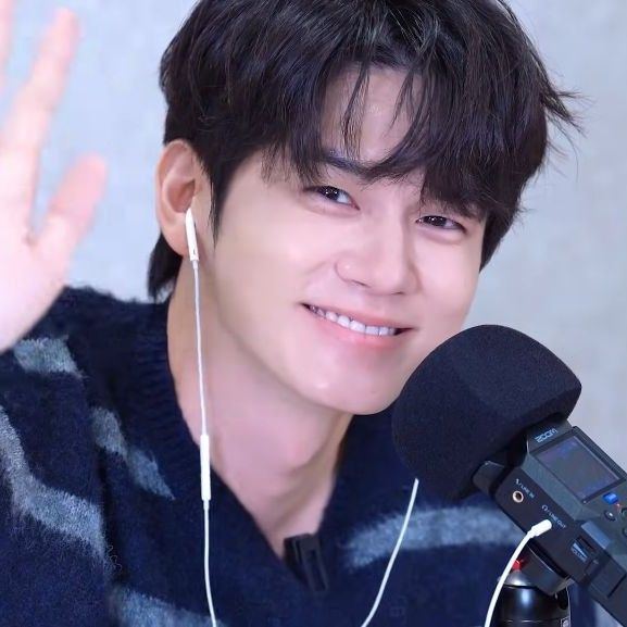 옹성우 최근 활동샷