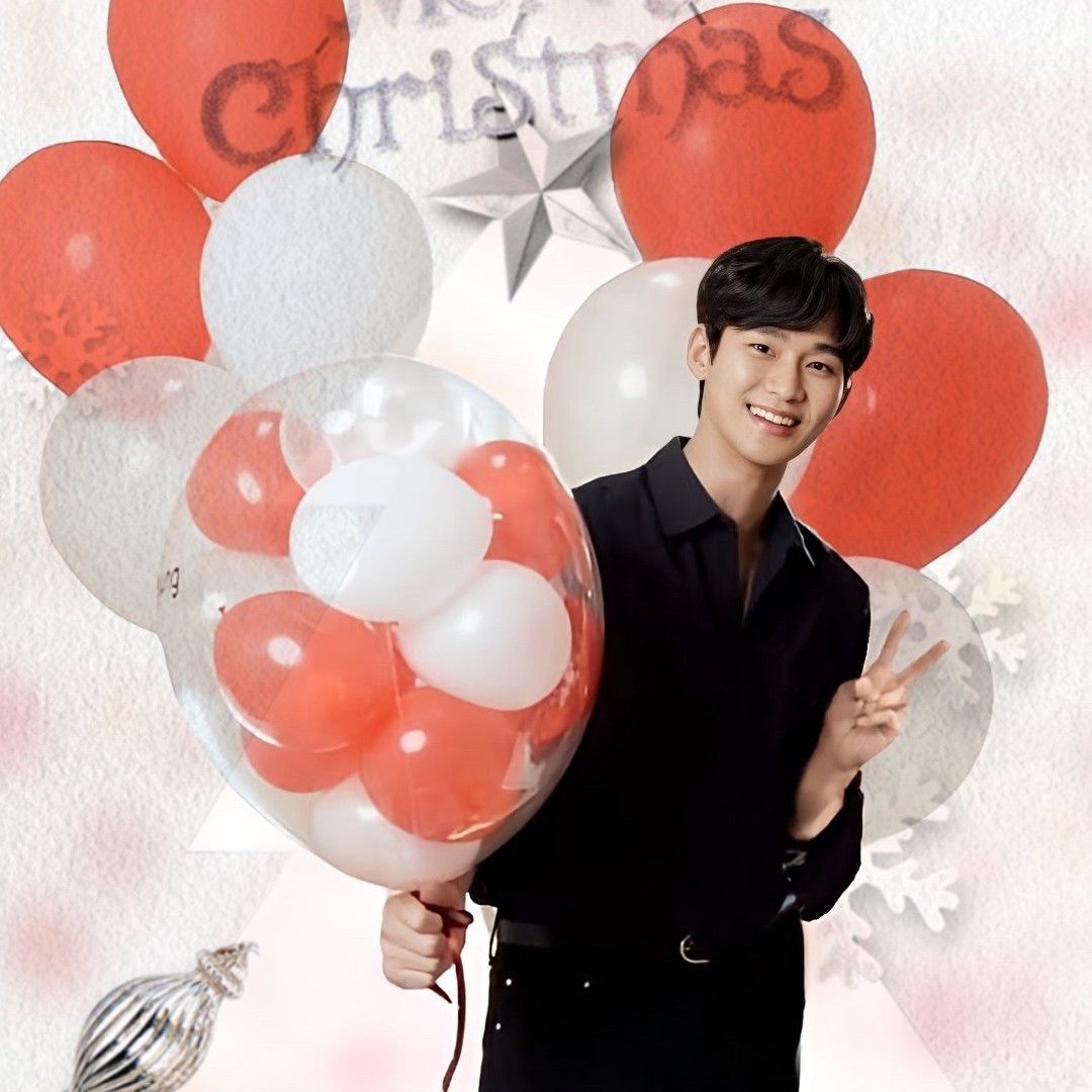 Recent activity shot of Kim Soohyun