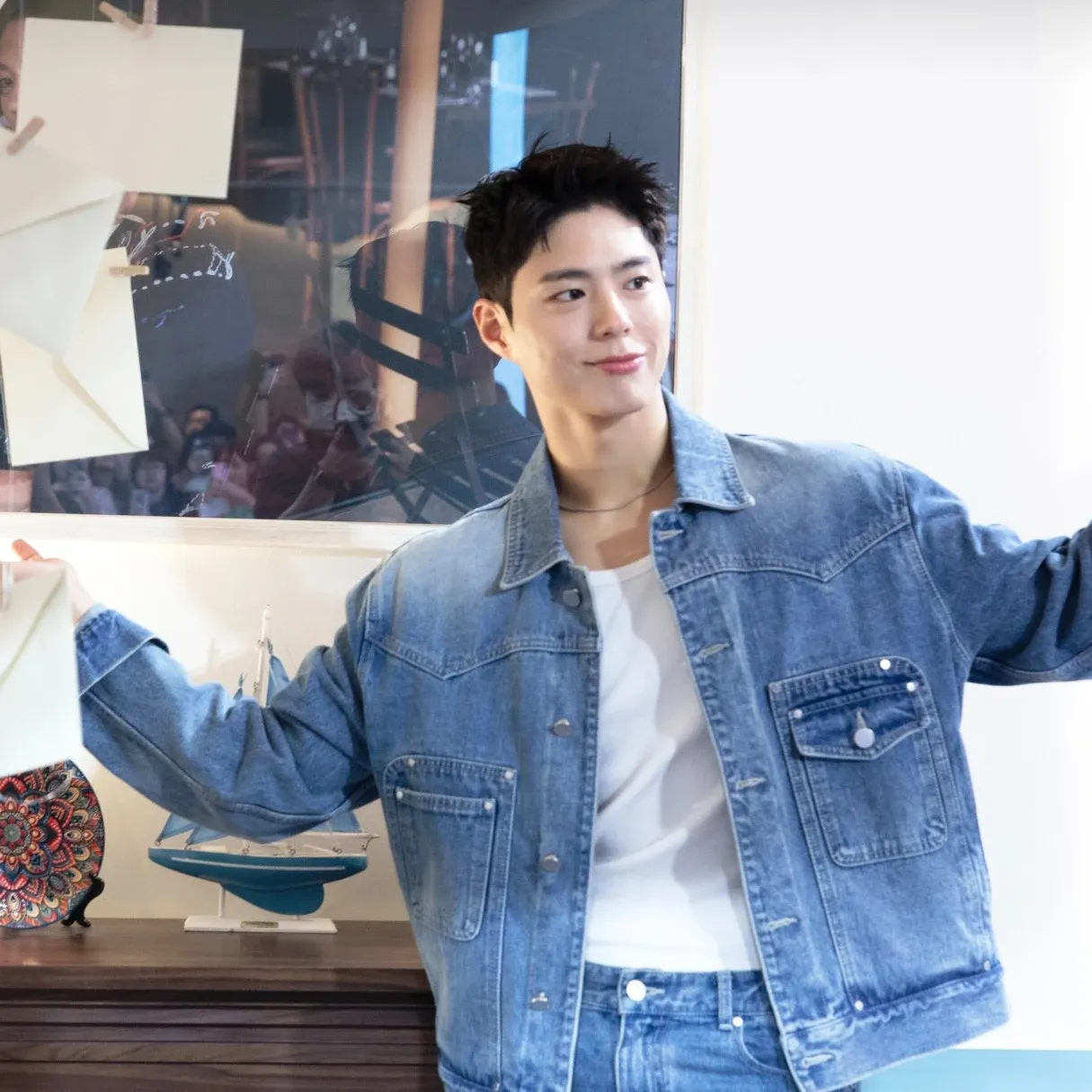 Recent activity shot of Park Bogum