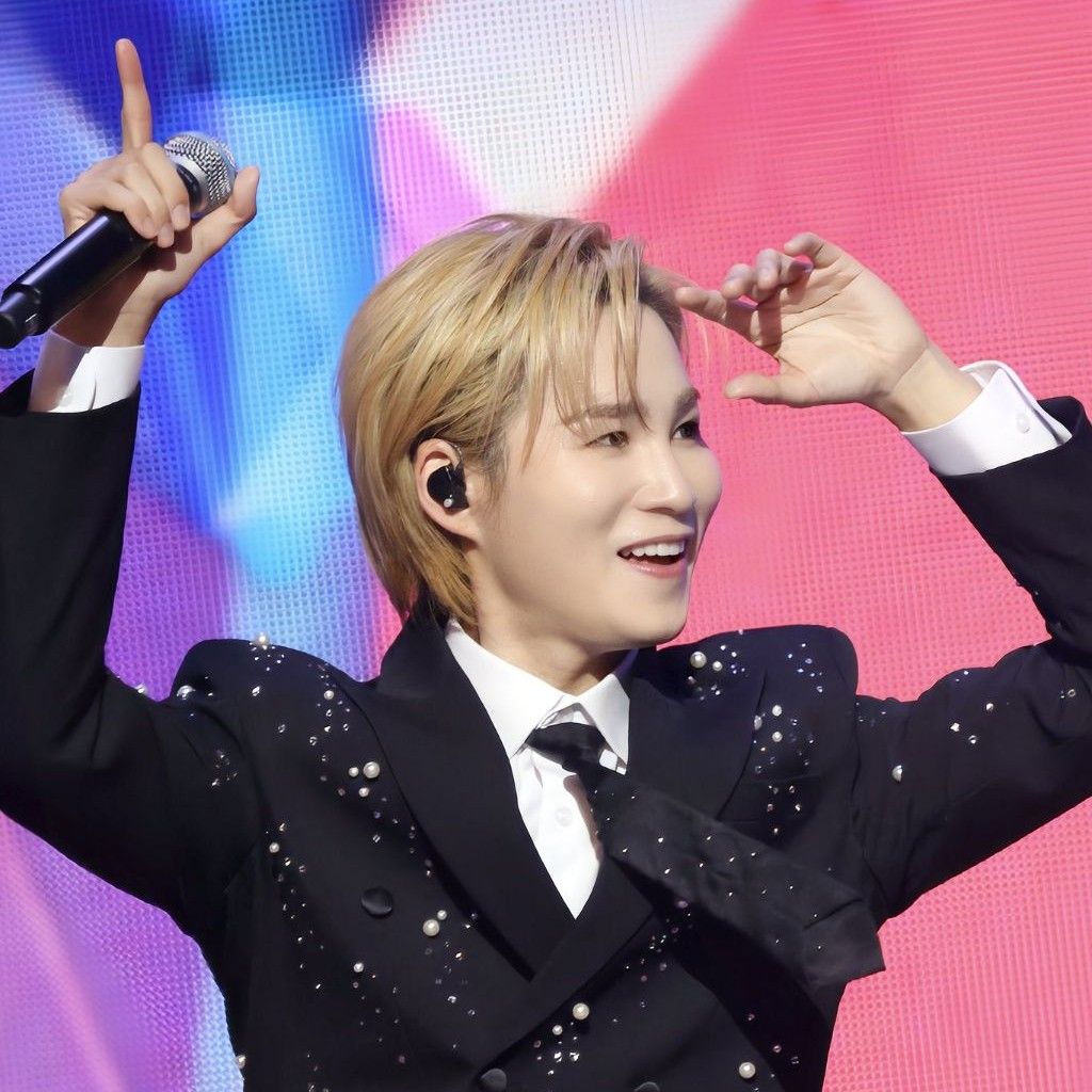 김희재의 최신 사진