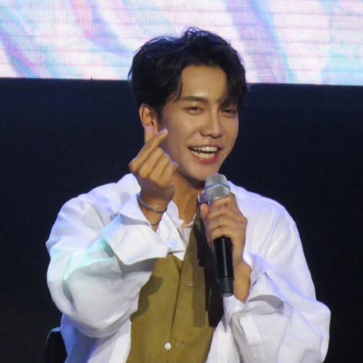 Cuplikan di balik layar dari Lee Seunggi