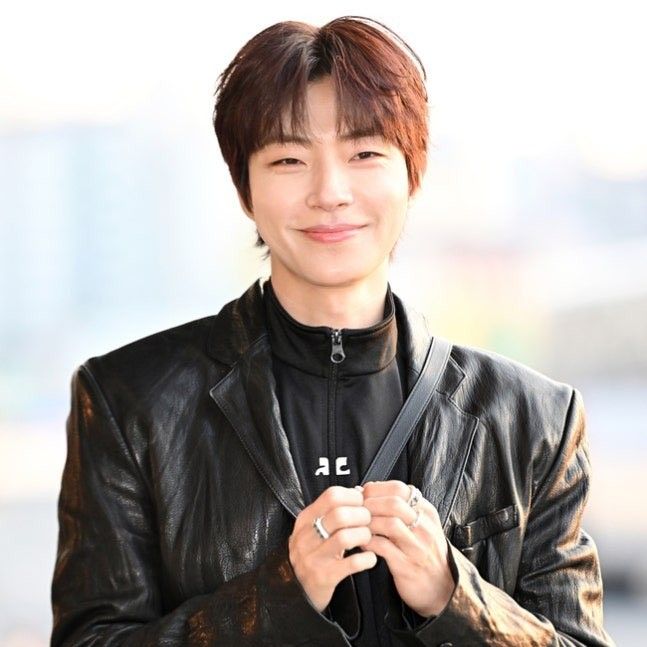 황인엽의 최신 사진